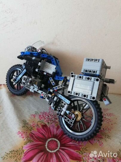 Конструктор lego Technic 42063 BMW R 1200 GS