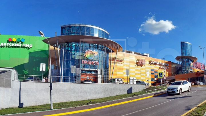 Сдам 75 кв.м в трц Планета