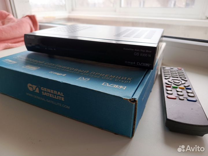 Цифровой спутниковый приемник триколортв