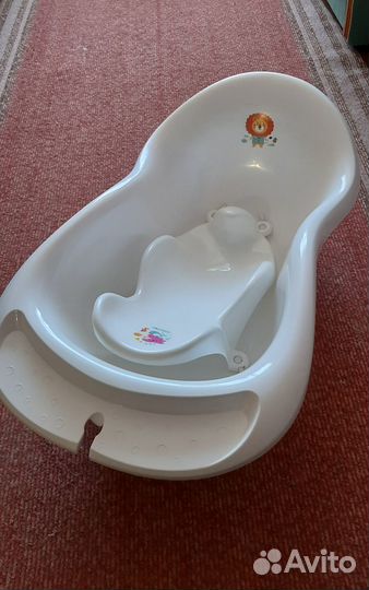 Ванночка для купания с горкой