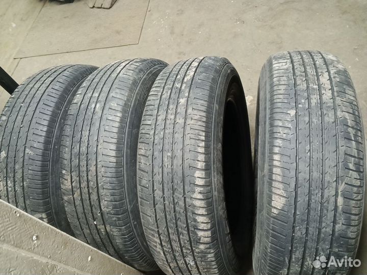 Bridgestone Dueler H/L 215/70 R17