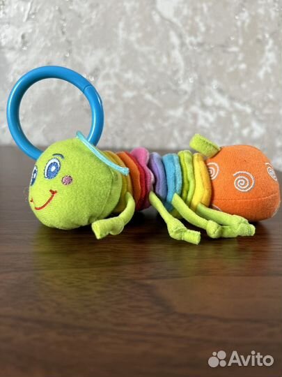 Гусеница погремушка