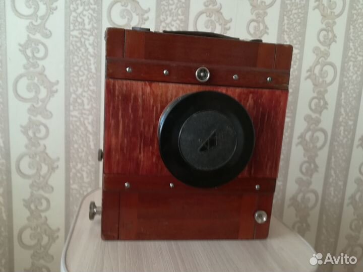 Деревянный фотоаппарат