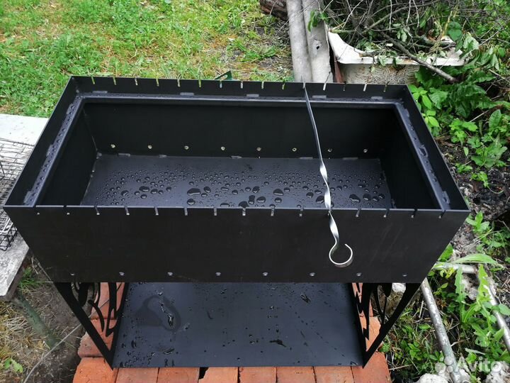 Мангал с дровницей