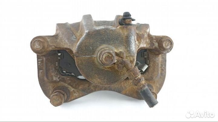 Суппорт передний правый Hyundai Sonata EF G6BA