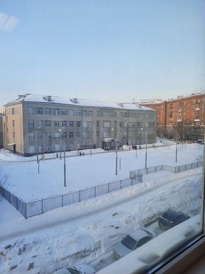 Офис в бц на Красном пр-кте, 3 эт., 35 м2, метро