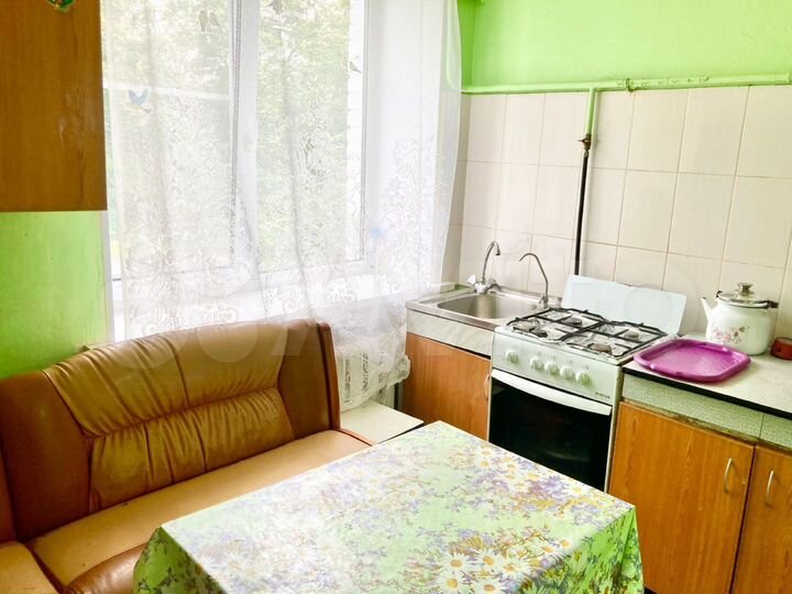 Комната 18 м² в 2-к., 1/3 эт.