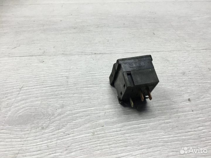 Кнопка выключатель Opel Omega 1987