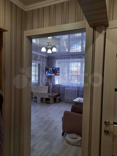 2-к. квартира, 40 м², 1/2 эт.