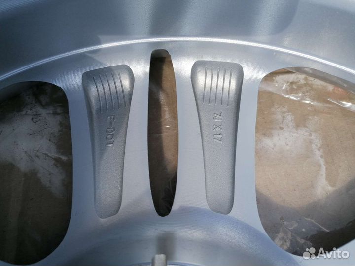 Продам новые Диски