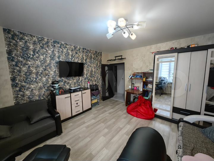 2-к. квартира, 64 м², 1/2 эт.