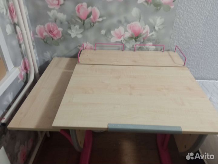 Школьная парта