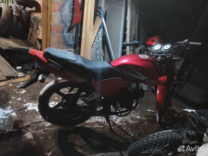 Phantom 125