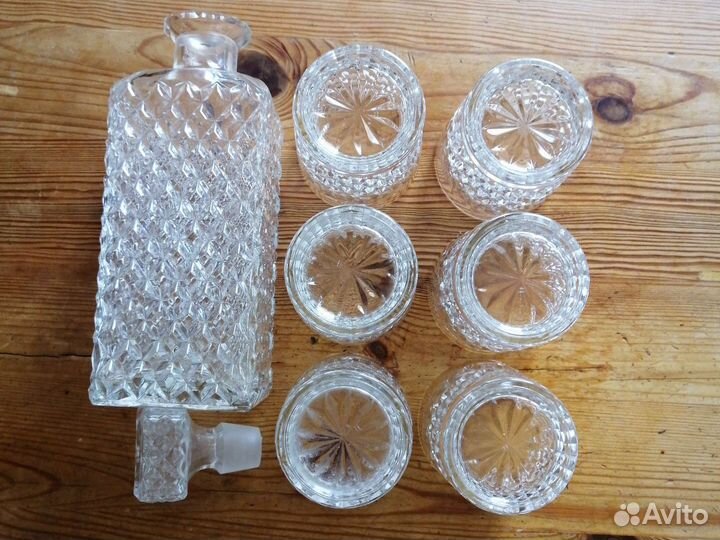 Штоф и стаканы для виски