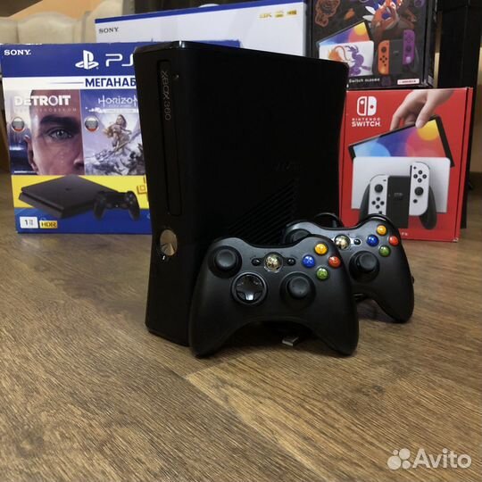 Xbox 360 Прошитый + 2 геймпада