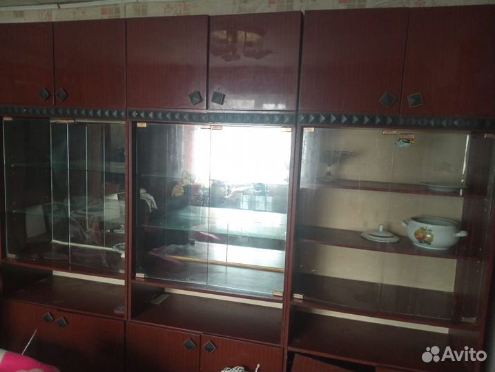 Стенка в гостиную