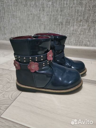 Детская обувь