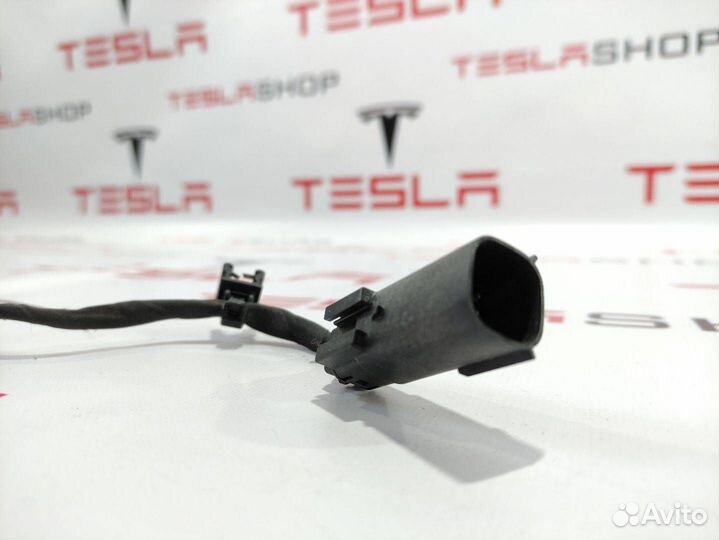 Разъем (фишка) проводки Tesla Model S рест. 2018