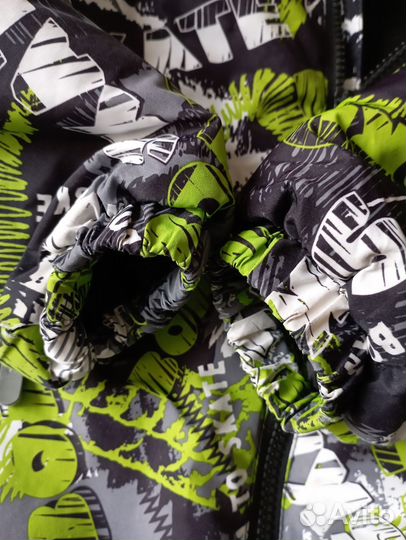 Куртка демисезонная для мальчика 134