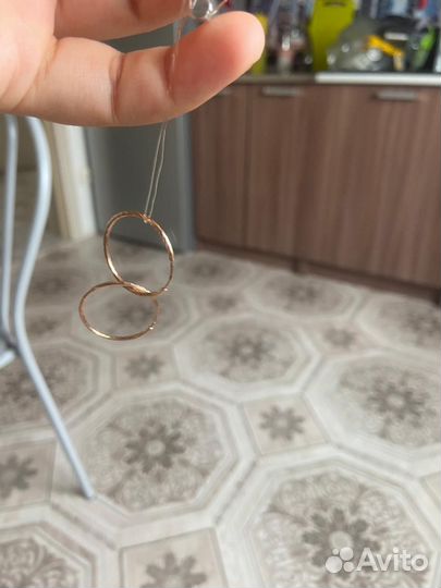 Золотые серьги