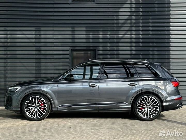 Audi Q7 3.0 AT, 2024