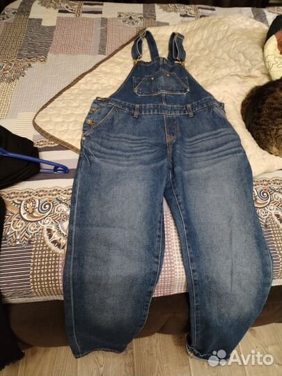 Джинсовый комбинезон женский