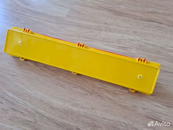 Кормушка для домашней птицы