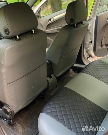 Чехлы из экокожи KIA Sportage 3 от Автопилот