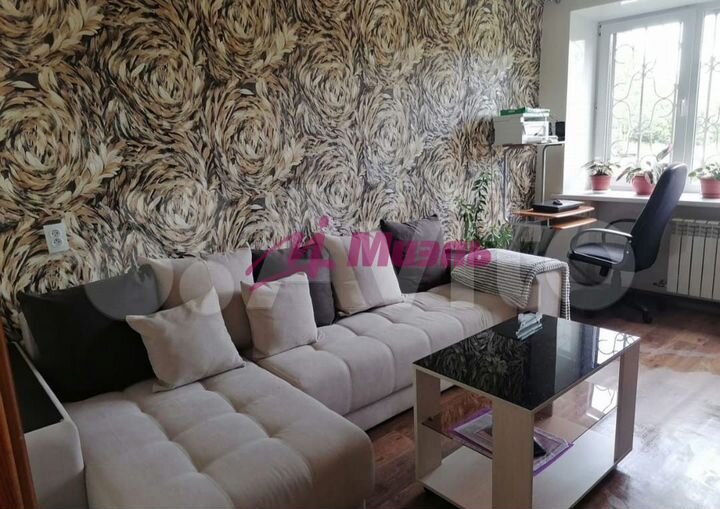 4-к. квартира, 80 м², 1/9 эт.