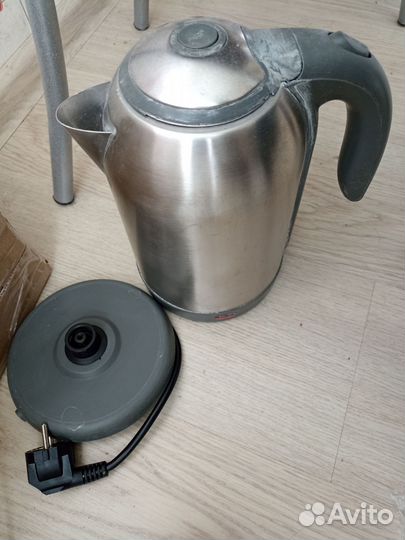 Чайник электрический Polaris 1,8 л