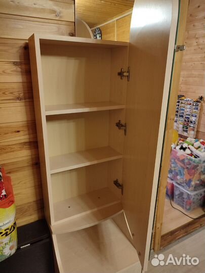 Трюмо с зеркалом