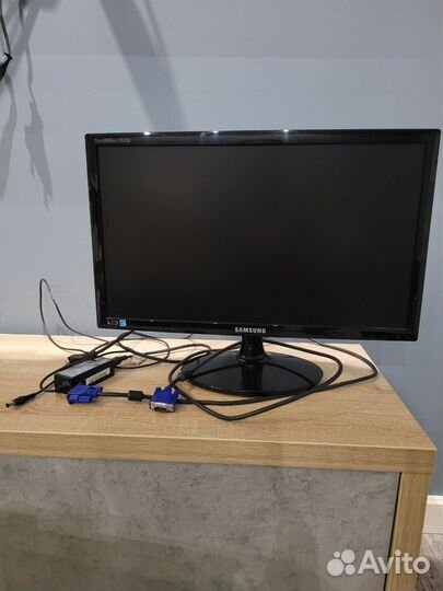 Монитор для компьютера Samsung черный