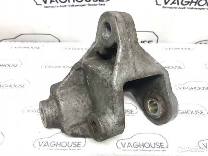 Кронштейн кпп Ford Focus MK 1 1.8 2002