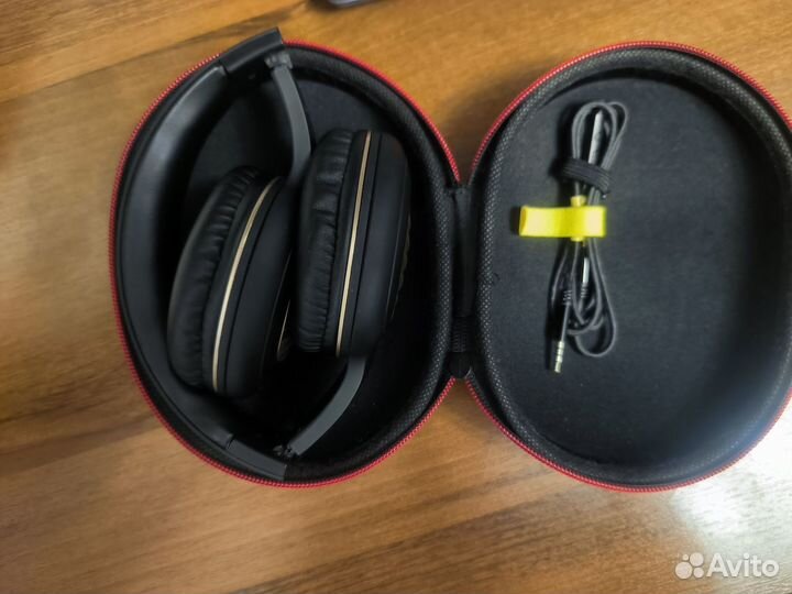 Накладные беспроводные наушники Dexp BT-250