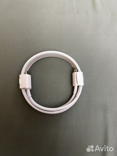 Зарядный кабель Apple Lightning Type-C