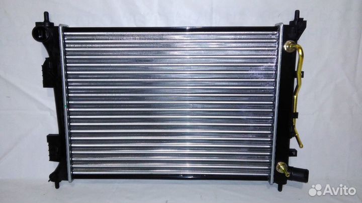 Радиатор hyundai solaris / KIA RIO III