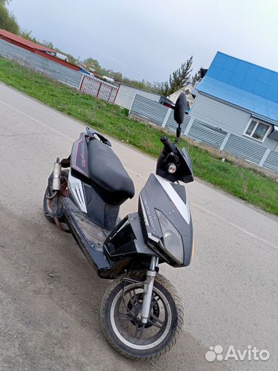 Продам скутер 65сс