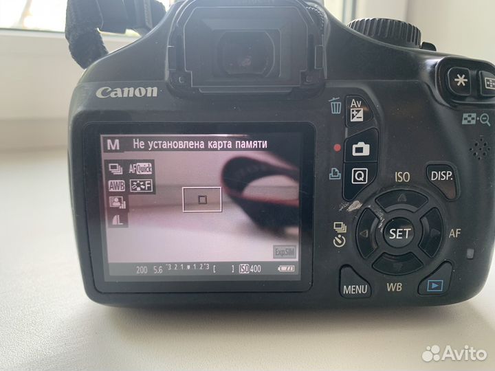 Зеркальный фотоаппарат canon