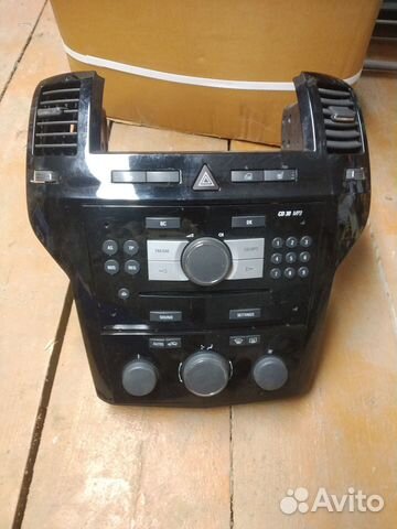 Панель торпеды с Мультимедиа Опель Зафира