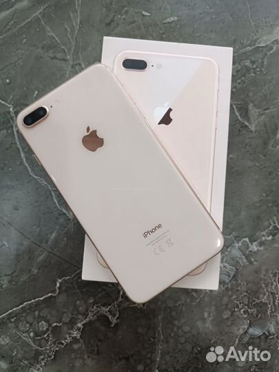 iPhone 8 Plus, 64 ГБ