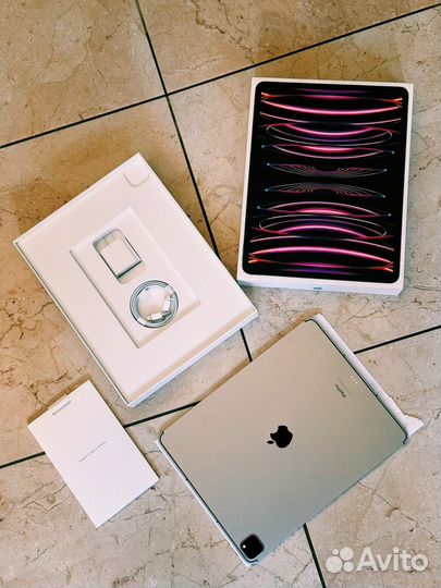 iPad pro 12.9 M2 256gb cellular (с симкой)