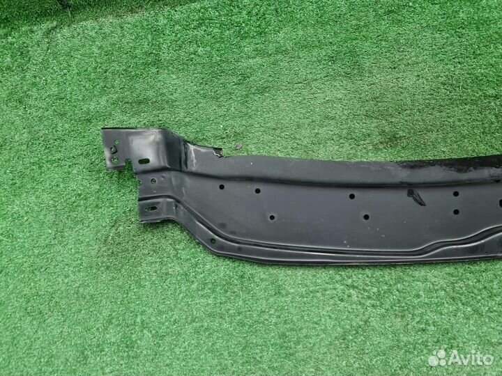 Усилитель переднего бампера Infiniti QX80