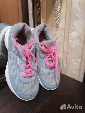 Кроссовки для подростка размер 35