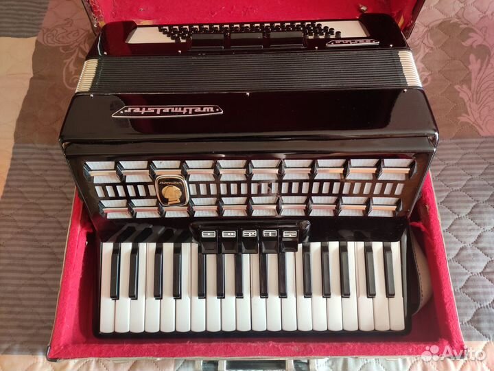 Аккордеон weltmeister 3/4 serino
