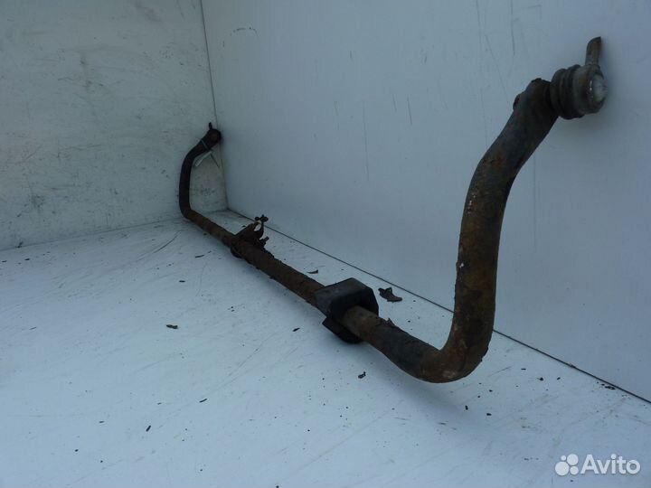 Стабилизатор задний Пежо 607 2001г 2.2л 98кВт