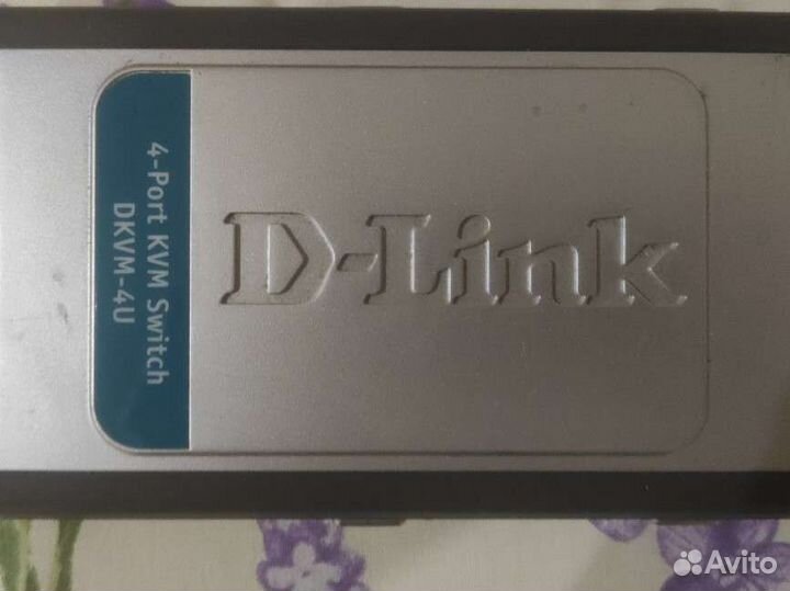 KVM переключатель D-Link dkvm-4U