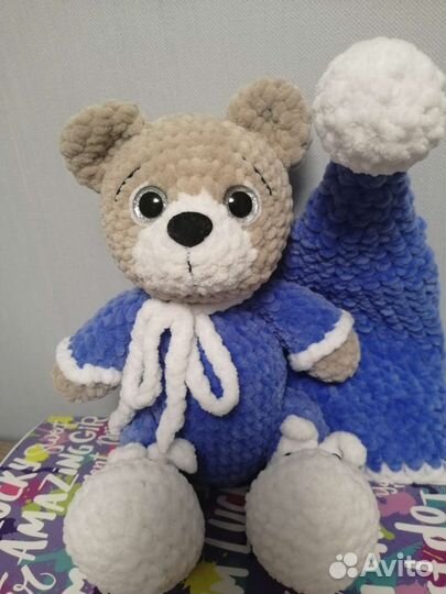 Вязаная игрушка Мишка в пижаме