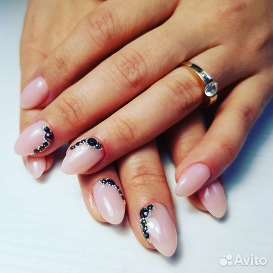 Маникюр/педикюр