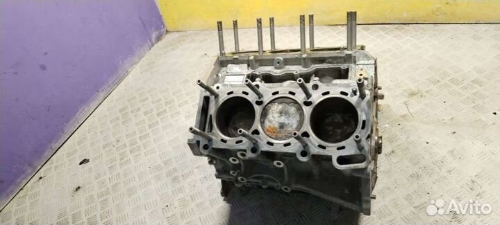 Блок цилиндров NissanGT-R2013