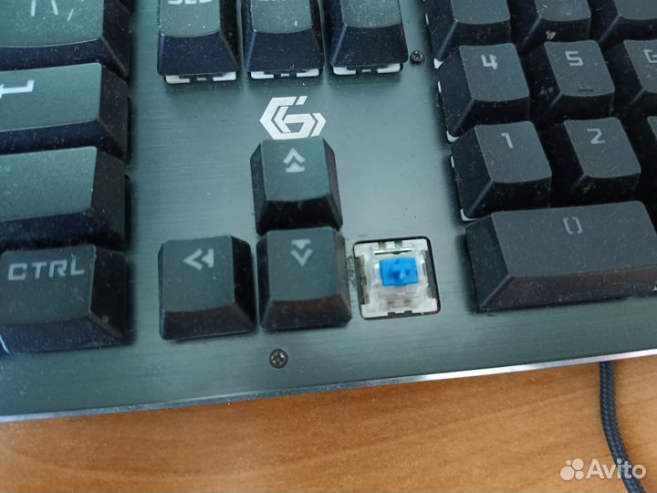 Продаю игровую клавиатуру gembird